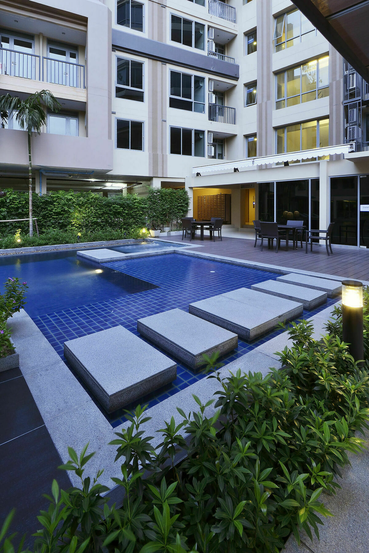 Apartmán Siamese Nanglinchee Bangkok Exteriér fotografie